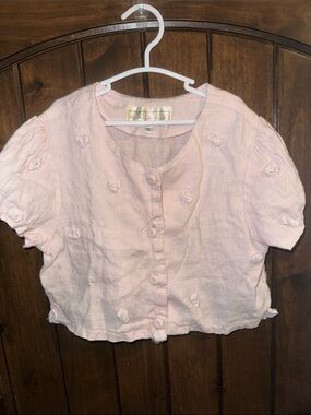 Rosette Button-Front Cropped Top in Soft Pale Pink
